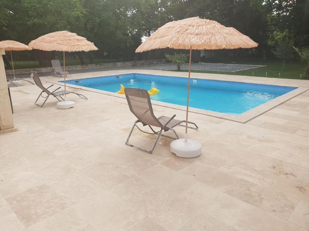 Maison Calme Et Spacieuse Bassens  Buitenkant foto